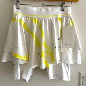 Lululemon court Rival HR Skirt